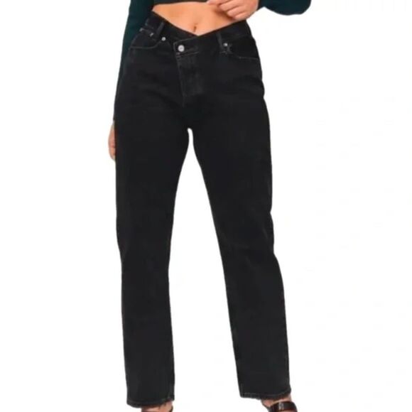 NWT Abercrombie & Fitch the dad high rise black jeans with cross over fly - Picture 1 of 9